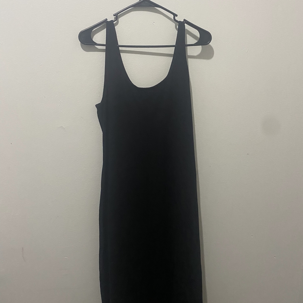 🌿EXPRESS‎ Classic Black Midi Dress